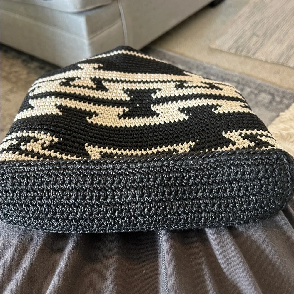 THE SAK BLACK & TAN HOBO HAND CROCHETED BAG MADE IN BALI
